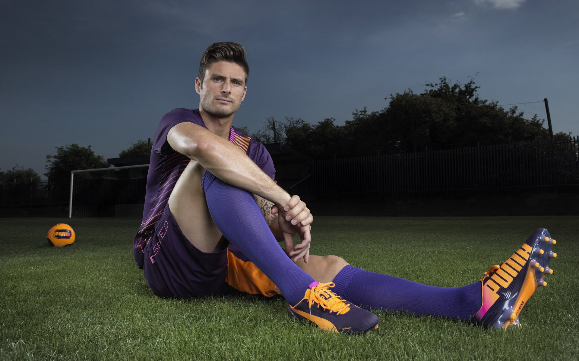 威尔特斯的成长之路：从边路到核心中场的蜕变，威尔特m